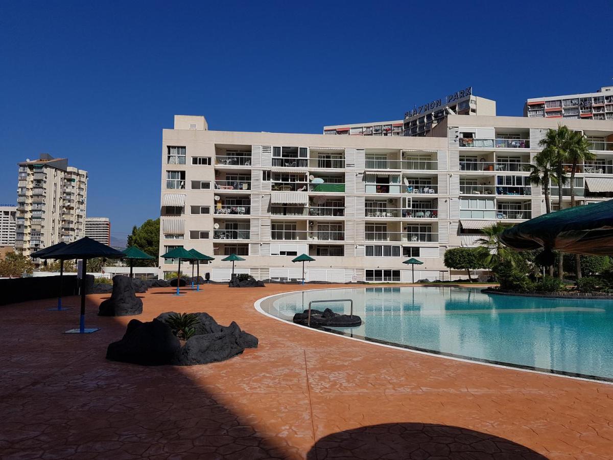 Ideal Familias En Urbanizacion De Lujo A 600M De La Playa Levante Con Wifi, Ac Y Parking เบนิดอร์ม ภายนอก รูปภาพ